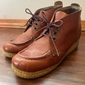 Brown Leather Vintage Moccasin Toe Chukka Wedge Lace-Up Ankle Boots Women’s 9